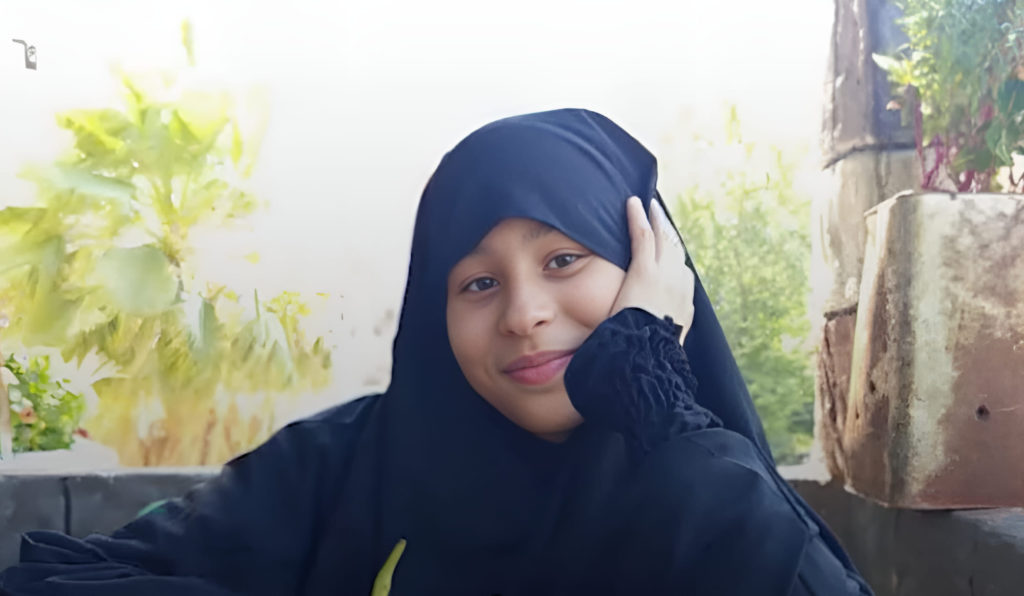 الطفلة الفرنسية ميمونة